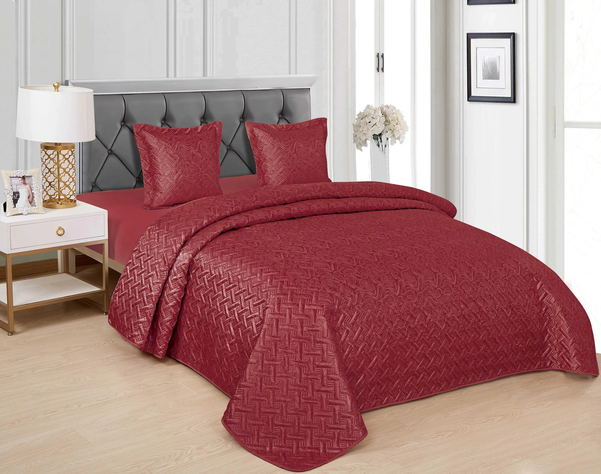 Prehoz na posteľ so vzorom WICKER vínový Rozmer: 170 x 210 cm